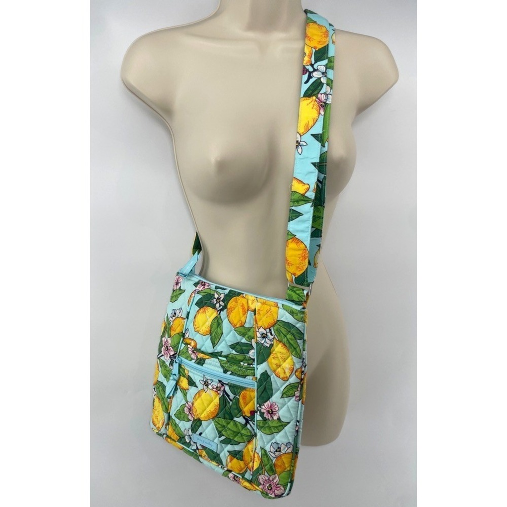 Vera Bradley Hipster Crossbody‎ LEMON GROVE  NWOT Quilted